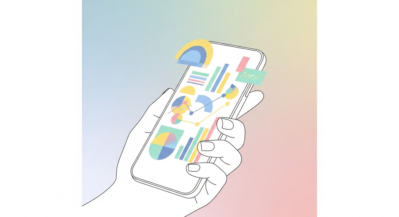 Cara Semak Baki Pinjaman Peribadi Melalui Aplikasi Bank 2026 1 Tangan memegang telefon pintar yang memaparkan data kewangan dan carta, menunjukkan pengurusan pinjaman secara digital.