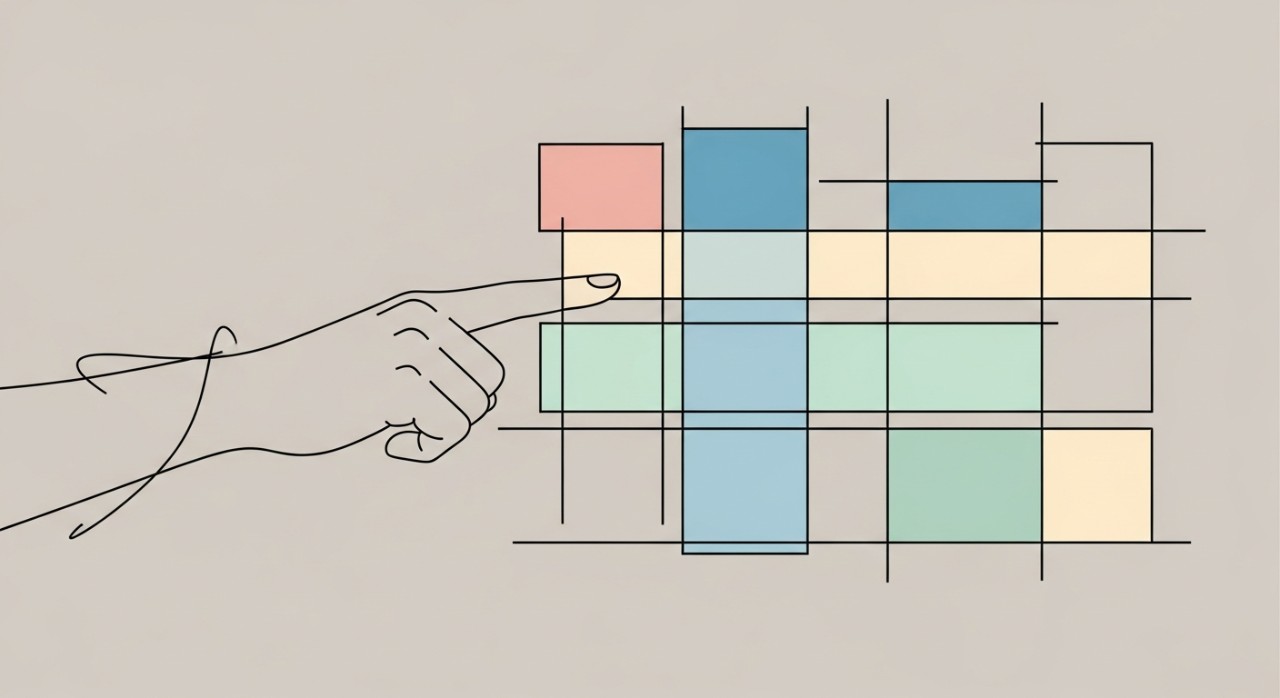 Tangan sedang menunjuk pada jadual perbandingan pinjaman kereta.